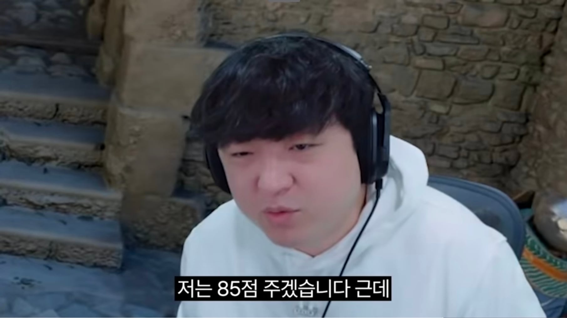 Screenshot_20260404_152424_YouTube.jpg