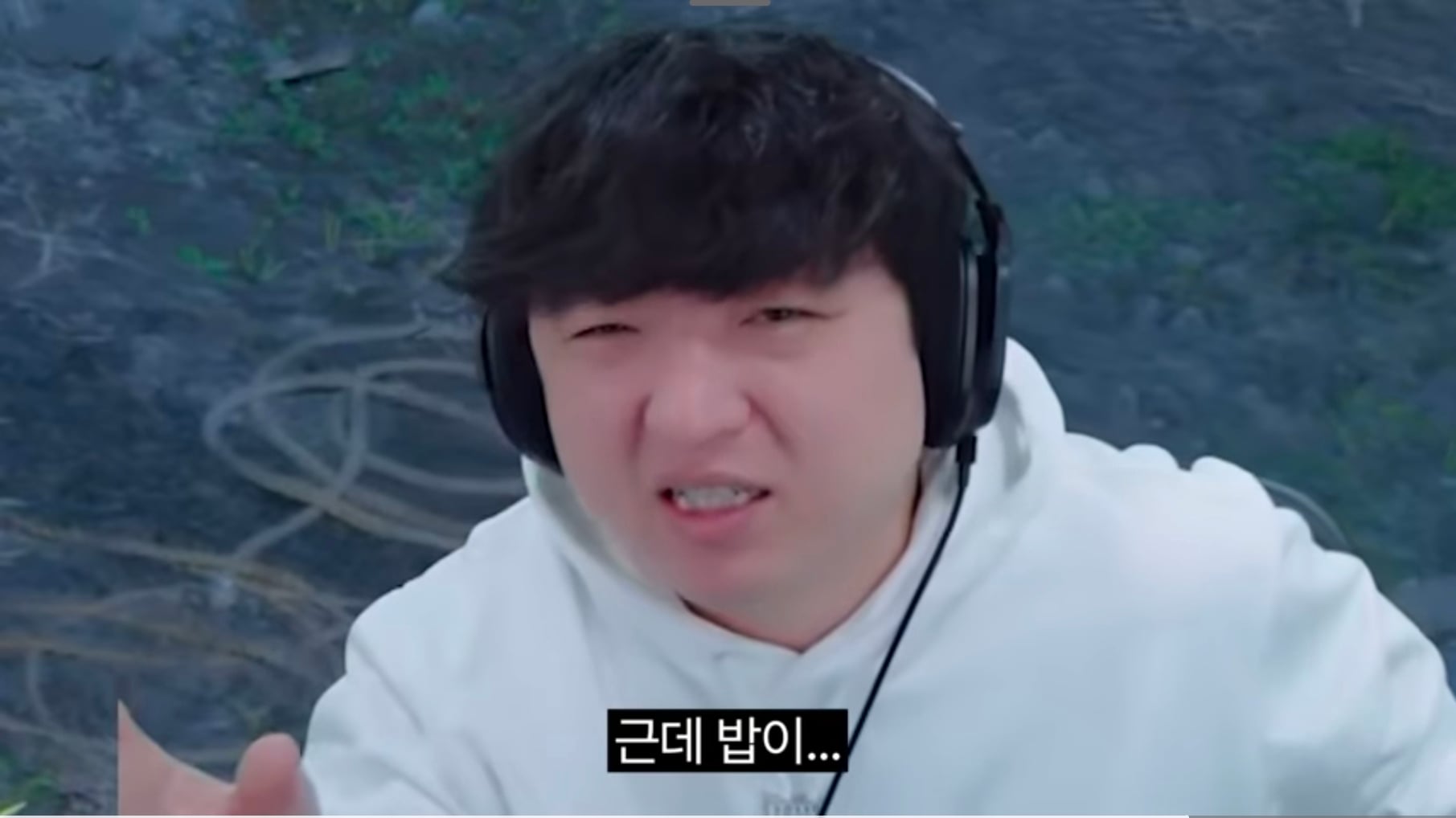 Screenshot_20260404_152600_YouTube.jpg