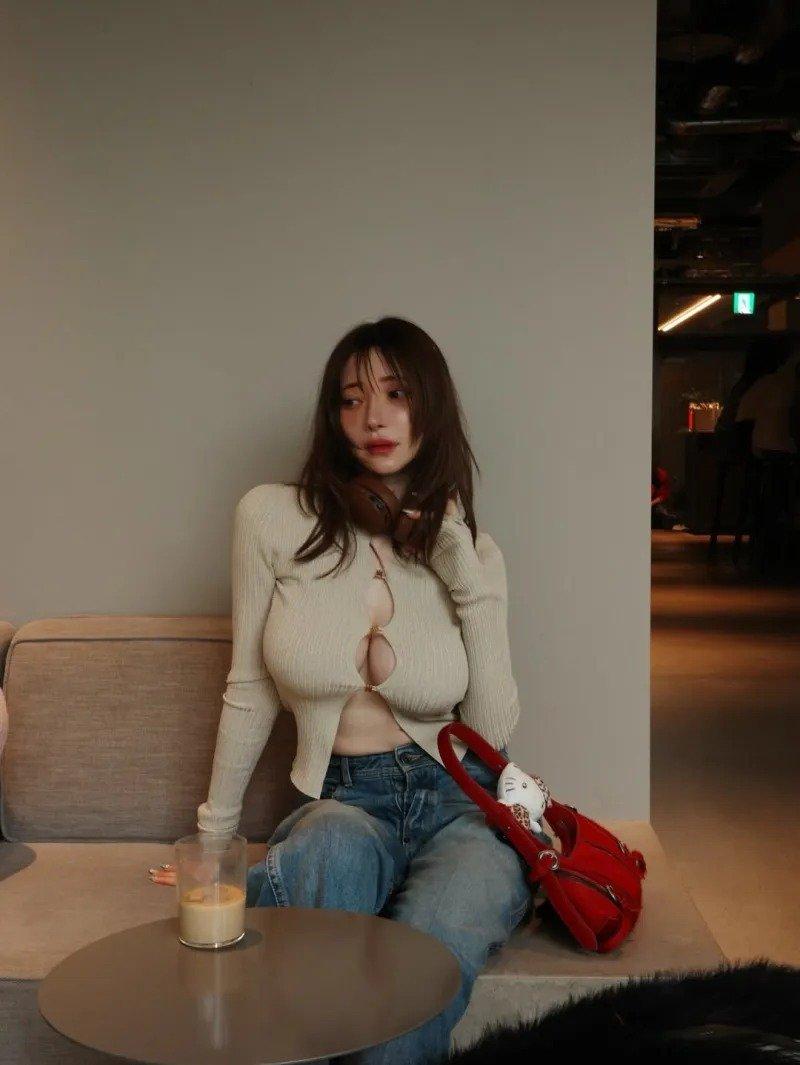 01.jpg