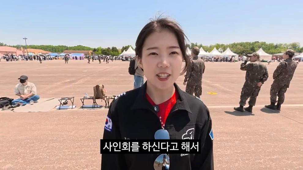 충주시 - 군인과 함께 [YqVzQCRmhsU - 990x557 - 1m09s].jpeg