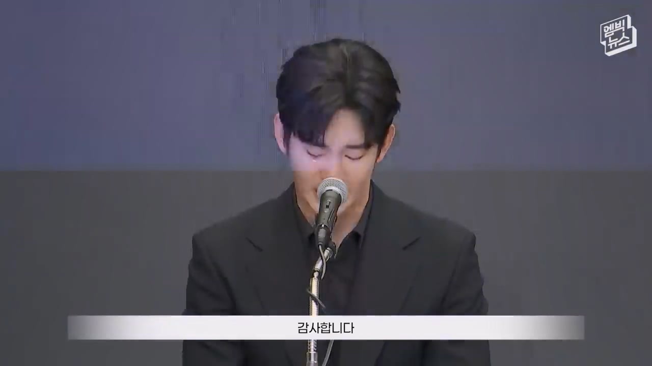 [자막] 질문 없이 끝난 배우 김수현 기자회견.mp4_20260527_095451.814.jpg